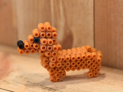 teckel en 3D perle hama perle à repasser chien dachshund in 3D pearl hama pearl to iron dog diy Mini Hama Beads, Dog Diy, Anniversaire Harry Potter, Hamma Beads, Iron Beads, Hama Beads, Perler Beads, In 3d, Stranger Things