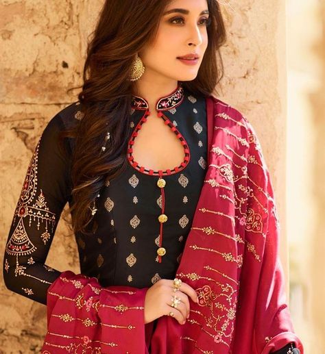 Kritika Kamra, Suit Neck Designs, Salwar Neck Designs, Churidar Neck Designs, Straight Suit, Gala Design, New Kurti Designs, Outfit Essentials, Kameez Designs