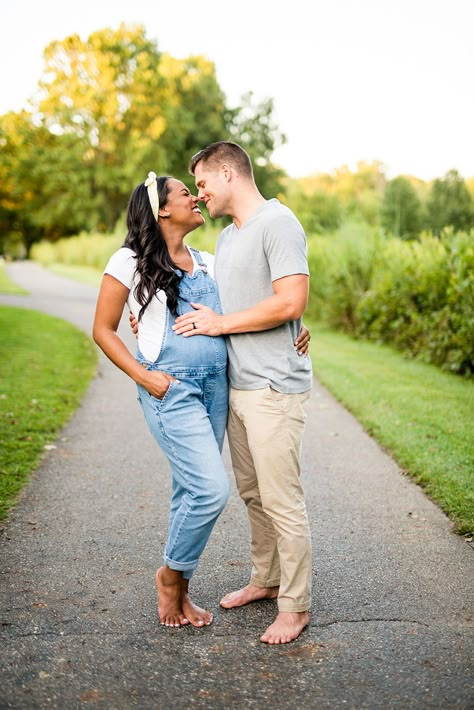 Smiling Maternity Photos, Maternity Pictures In Overalls, Maternity Overalls Outfit Photoshoot, Maternity Pictures Overalls, Casual Maternity Shoot Outfits, Maternity Photos In Woods, Park Maternity Pictures, Maternity Photos Park, April Maternity Photos