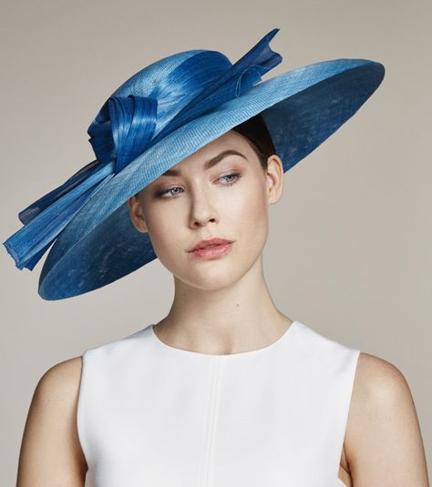 Juliette Botterill Millinery SS 2016 | Knot Detail Wide Brim Rachel Trevor Morgan, Photo Mannequin, Elegant Hats, Kentucky Derby Hats, Harbin, Fancy Hats, Church Hats, Love Hat, Wearing A Hat