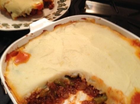 Hamburger Pie #easy #and #mashed #justapinchrecipes Hamburger Pie Recipes, Dice Onion, Hamburger Pie, Blue Ribbon Recipes, Pie Easy, Compound Butter, Sunday Suppers, Hamburger Recipes, Cooking For One