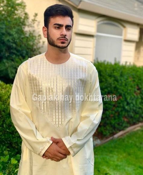 #afghan #traditional #dress #style #jewelry Afghan People, Afghan Beauty, Afghani Dresses, Man Dress, Afghan Girl, Afghan Fashion, Afghan Clothes, Clothes Men, Afghan Dresses