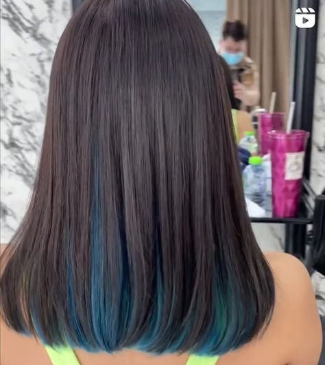 Hidden colour hair Hidden Colour Hair, Brown And Blue Hair, Hair Goals Color, Hidden Hair Color, Hair Color Unique, Colour Hair, Hair Streaks, Dye Ideas, Brown And Blue