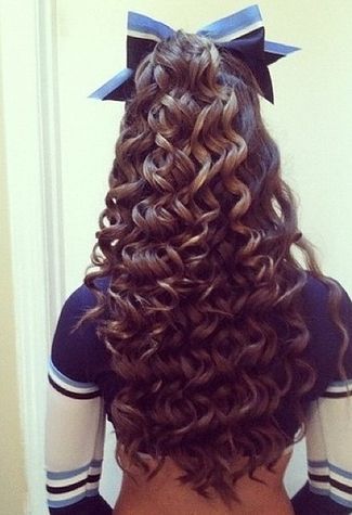 Your hair probably looked like this at games or competitions. | 35 Things Every Cheerleader Will Understand #cheer #cheerleader #cheerleading Cheerleading Hairstyles, Cheer Hair, Top Hairstyles, Perfect Curls, Half Up Hair, Long Curly Hair, Long Curly, Gorgeous Hair, Half Up