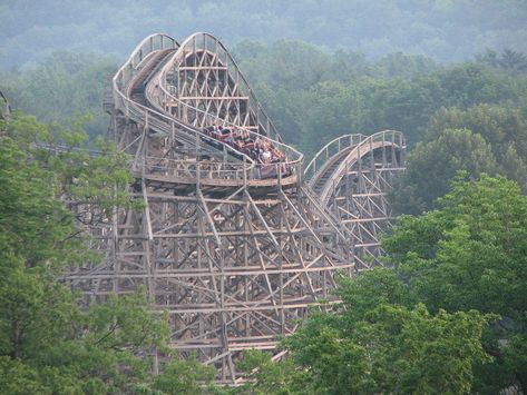 Knoebels Amusement Park, Best Roller Coasters, Best Amusement Parks, Wooden Roller Coaster, Ferris Wheels, Abandoned Amusement Parks, Amusement Park Rides, Roller Coasters, Scary Places