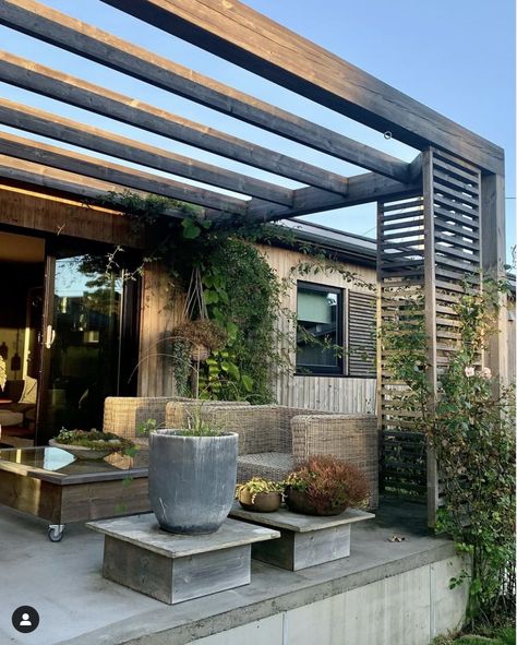 Patio Roof Extension Ideas, Patio Extension Ideas, Deck And Pergola, Covered Patio Ideas, Flat Roof Extension, Indoor Outdoor Bathroom, Roof Extension, Patio Enclosures, Outdoor Chandelier