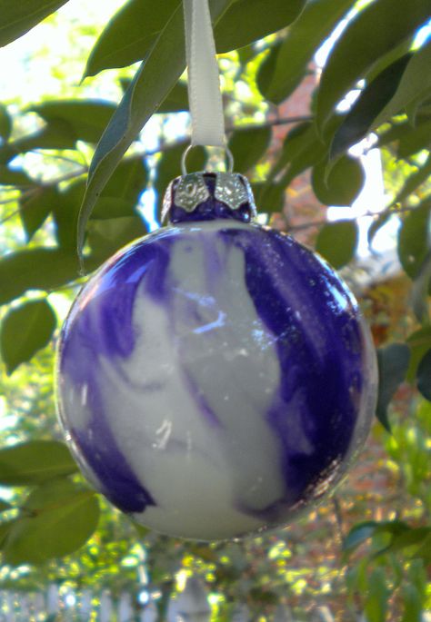 Painted Ornaments Glass Ornaments Diy, Colorful Ornaments, Clear Glass Ornaments, Painted Ornament, Plastic Ball, Clear Ornaments, Purple Christmas, Painted Ornaments, Xmas Ideas