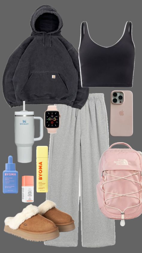 Cozy sweatpants and crop top outfit. Comfy school fit #schoolfit #schooloutfits #schoolfit #school #outfit #fitcheck Crop Top Outfit, Cozy Sweatpants, School Fit, Sweatpants Outfit, Top Outfit, School Outfit, Crop Top, Sweatpants, Tracksuit Bottoms