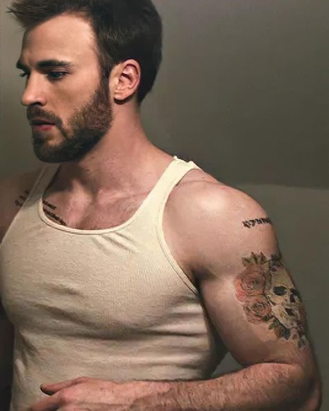 Chris Evans shared a post on Instagram: “—- 🥺 —-” • Follow their account to see 279 posts. Chris Evans Tattoos, Instagram Tattoos, Tattoos Pictures, Christopher Evans, Robert Evans, Chris Evans Captain America, Man Thing Marvel, Steve Rogers, Chris Hemsworth