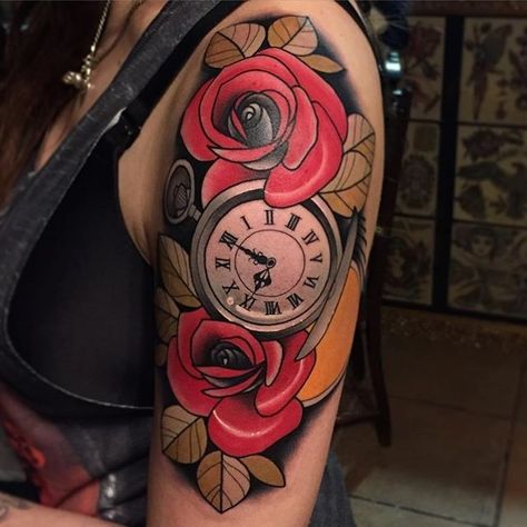 #tattoo #art #teamfollowback #tattooartist #followme #instatattoo #tattooart #tattooedgirls Neotrad Tattoos, Belfast Tattoo, Pocket Watch Tattoos, Tattoo Mini, Peacock Tattoo, Red Rose Tattoo, Pocket Watch Tattoo, Koi Tattoo, Roses Tattoo