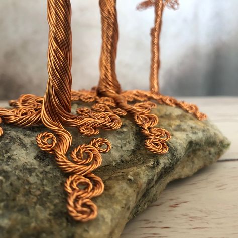 Copper Art Work, Diy Wire Tree How To Make, Wire Art Tree, Copper Wire Sculpture, Wire Tree Art, Wire Tree Sculpture Tutorial, Wire Trees Diy How To Make, Diy Wire Tree, Wire Art Ideas