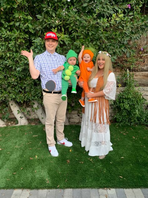 Forrest Gump Family Costume, Peas And Carrots Costume, Forrest Gump Halloween Costumes, Forrest And Jenny Costume Couple, Forest Gump Costumes, Forest Gump Family Costume, Forest And Jenny Costume, Jenny And Forest Gump Costume, Jenny Forrest Gump Costume