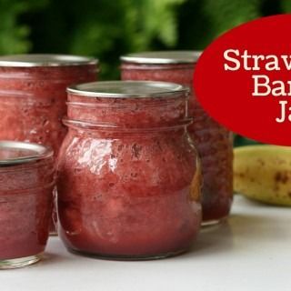 Strawberry-Banana Jam - Healthy Canning in Partnership with Facebook Group Canning for beginners, safely by the book Strawberry Banana Jam, Strawberry Banana Jam Recipe, Strawberry Banana Freezer Jam, Banana Jam, Pectin Recipes, Liquid Stevia, Water Bath Canning, Butter Spread, Now Foods