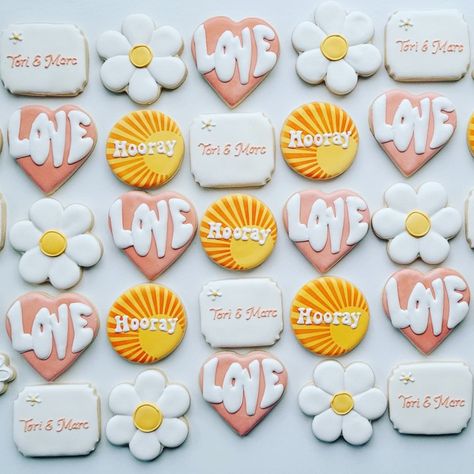 Retro Bridal Shower Cookies, Retro Bachelorette Cookies, Good Vibes Cookies, Flower Power Bridal Shower Theme, Groovy Bachelorette Cookies, Dazed And Engaged Bachelorette Cookies, Groovy Engagement Party, Dazed And Engaged Cookies, Groovy Bridal Shower Theme