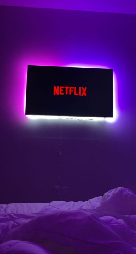 Movie Room Wallpaper, Night Bedroom Snap, Tv In Room Bedroom, Tv In Bedroom Aesthetic, Tv Small, Led Lights Bedroom Aesthetic, Aesthetic Lights, Bulls Wallpaper, Netflix Time