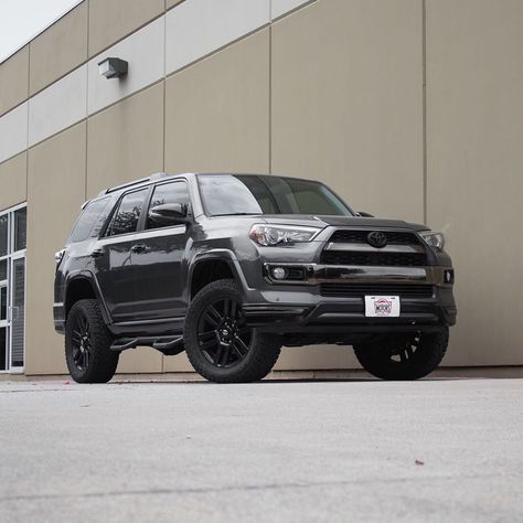 Central Alps on Instagram: “🏋️‍♂️3” Procomp Lift 🔥20” Limited Nightshade Wheels 💥33” Gladiator A/T Tires CANT BEAT IT.  #lifted #liftedlifestyle #lifted4runner…” 4runner Limited Mods, Limited 4runner, Lifted 4runner, 4runner Mods, 4runner Limited, Toyota 4runner Sr5, Tacoma Truck, 4 Runner, Toyota 4