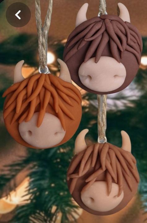 Highland Cow Clay, Cow Clay, Cow Decorations, Cow Craft, Clay Christmas Decorations, Cow Ornaments, Diy Earrings Polymer Clay, Hanging Tree, Polymer Clay Ornaments