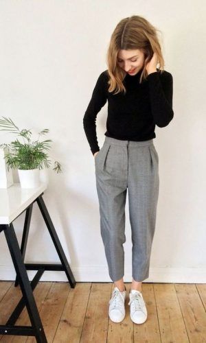 Business Casual Outfits Winter, Work Outfits Frauen, Minimalist Moda, Business Casual Winter, Black Pants Outfit, Mode Retro, Business Casual Outfits For Women, Populaire Outfits, Smart Outfit