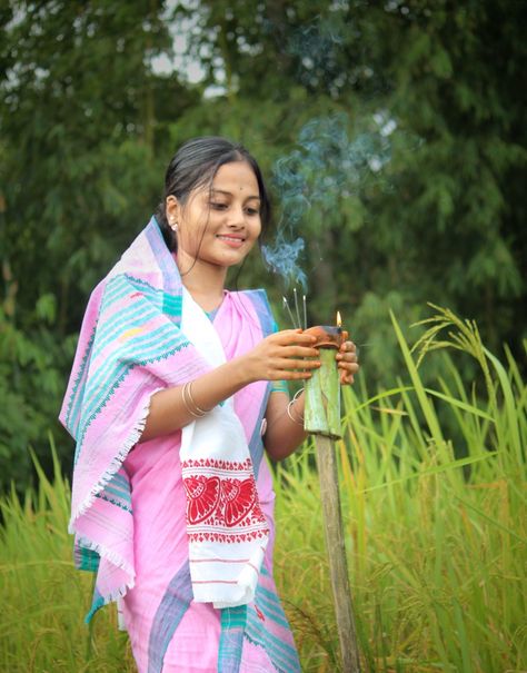 Kati bihu Kati Bihu Assam, Kati Bihu, Bihu Assam, Photo Frame Design, Photo Editor Free, Couple Selfies, Cute Couple Selfies, India Beauty