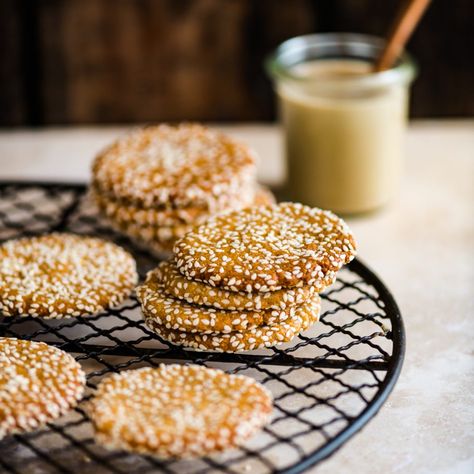 Honey and Tahini Cookies - heinstirred Tahini Cookies, Tahini Recipe, Biscuits Recipes, Frozen Yoghurt, Cream Sandwich, Classic Cookies, Biscuit Cookies, Food Photographer, Healthy Cookies