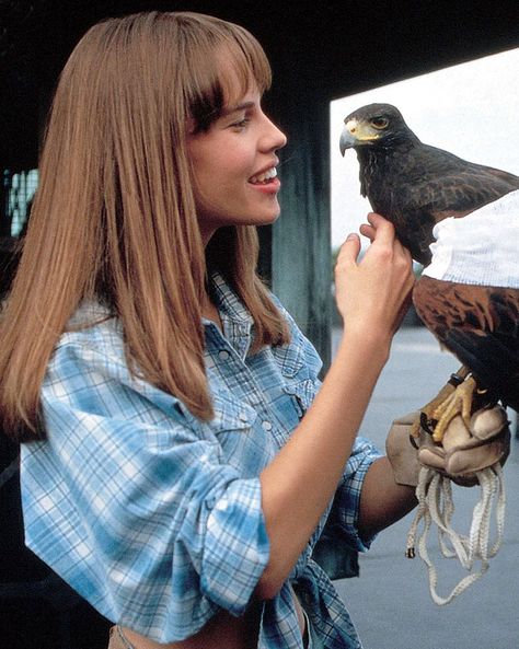 Hilary Swank in The Next Karate Kid Karate Kid 4, 90s 2000s Aesthetic, Jessica Andrews, Hilary Swank, Karate Kid Cobra Kai, Kid Cobra, Vintage Hipster, Woman Movie, Karate Kid