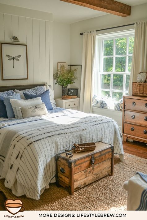 Farmhouse Style Bedroom Ideas - LifeStyle Brew Farmhouse Shiplap Bedroom, Farmhouse Bedframe Ideas, Antique Farmhouse Bedroom, Farmhouse Style Bedroom Ideas, Shaker Style Bedroom, Small Cottage Bedroom, Modern Farmhouse Bedrooms, Shiplap Bedroom, Cottage Style Bedrooms