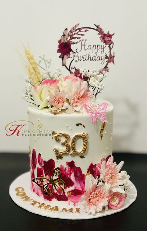 30th Birthday cake Birthday Cake 30th Woman, Happy 30th Birthday Cake, 30th Birthday Cake For Women, 30s Birthday, Best Birthday Cake Designs, 30th Birthday Cake, Pig Birthday Cakes, Birthday Plans, 30 Birthday Cake