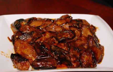 Spicy Eggplant Recipe, Chinese Eggplant Recipes, Fried Eggplant Recipes, P F Chang, Chinese Eggplant, Spicy Eggplant, Eggplant Recipes Easy, Eggplant Curry, Eggplant Recipe