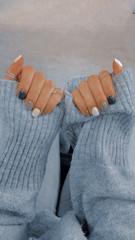 Cute Nails For January 2024, Multi Colored Nails Fall Neutral, Multicolored Nails Winter, Multi Colored Nails Winter, Winter Multicolor Nails, Winter Neutral Nails, Yung Miami, Nail Polish Art Designs, Multicolored Nails