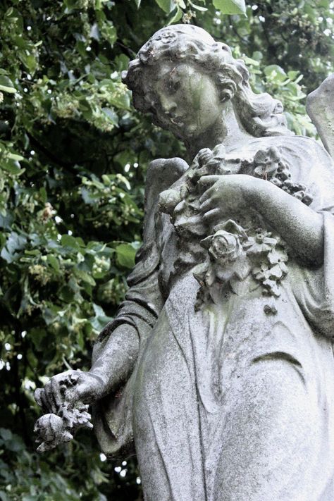 City of London Victorian Statue, Victorian Sculpture, London Cemetery, Rock Statue, Aesthetic Statue, Cemetery Statues, Classic Sculpture, Angel Sculpture, City Of London