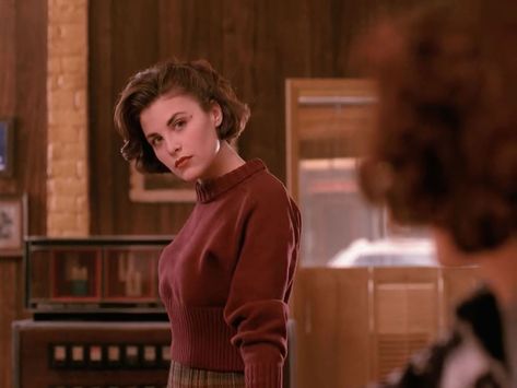 Costuming Peaks - Audrey Horne in Season 1 - Twin Peaks Blog Audrey Twin Peaks, Donna Hayward, Twin Peaks Fashion, Audrey Horne, Sherilyn Fenn, Black Lodge, Garter Belt And Stockings, Laura Palmer, Hollywood Boulevard