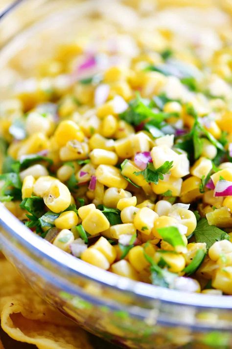 Corn Hummus Recipe, Easy Corn Salsa, Walking Tacos Recipe, Cilantro Corn, Chipotle Copycat, Taco Side Dishes, Healthy Corn, Hummus Recipes, Corn Salsa Recipe