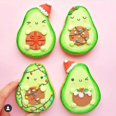 avochristmas Creative Christmas Treats, Avocado Cookies, Christmas Dinner Menu, Gateaux Cake, Xmas Cookies, Christmas Sugar Cookies, Cute Cookies, Cute Desserts, Halloween Cakes