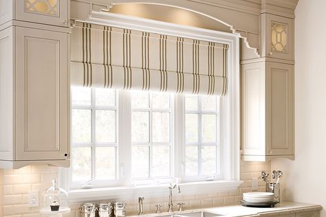 Window Coverings | Jane Lockhart Interior Design Toronto Subway Backsplash, Painted Kitchen Cabinets Colors, Kabinet Dapur, Kitchen Window Treatments, Popular Kitchens, Kitchen Cabinets Makeover, Classic Kitchen, Kitchen Cabinet Colors, Backsplash Ideas