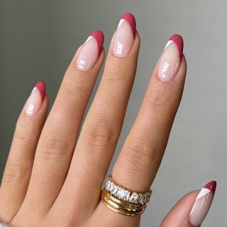 Sarah (@heluviee) • Instagram photos and videos Nails Acrylic Summer, Casual Nails, French Acrylic Nails, Almond Acrylic Nails, Acrylic Nails Coffin Short, In Construction, Neutral Nails, Minimalist Nails, Funky Nails