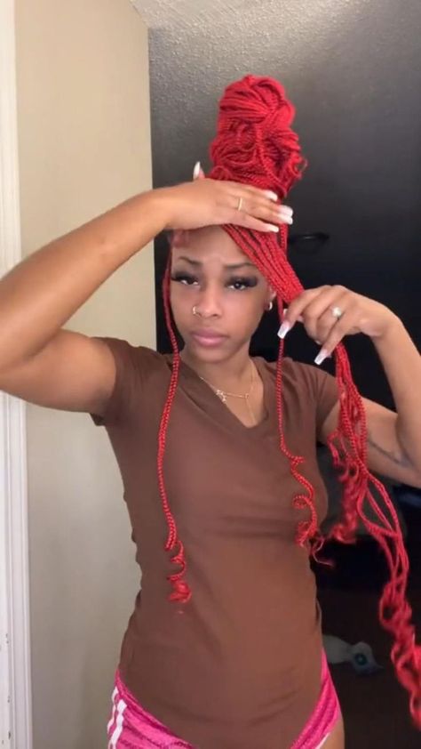 Knotless Braids In A Bun, Braids In A Bun, Bun With Curls, Big Box Braids Hairstyles, Feed In Braids Hairstyles, Box Braids Hairstyles For Black Women, Cute Braided Hairstyles, Braided Hairstyle, Braids Hairstyles Pictures