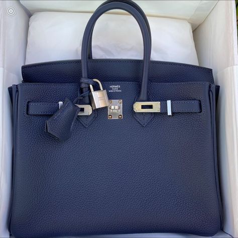 Meech on Instagram: “Hermes Birkin 25cm” Navy Birkin, Hermes Birkin Bag, Hermes Blue, Hermes Birkin 25, Togo Leather, Birkin 25, Casual Chic Outfit, Hermes Birkin, Birkin Bag