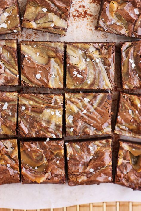 Mocha Brownies, Scientifically Sweet, Mocha Fudge, Baking Bad, Swirl Brownies, Creamy Coffee, Chocolate Dreams, Brownie Ingredients, Cafe Ideas