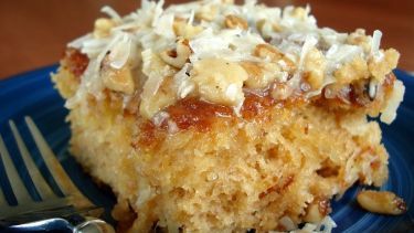 Do Nothing Cake Recipe - Baking.Food.com Nothing Cake Recipe, Pineapple Pound Cake, Do Nothing Cake, Easy Desert, Crockpot Lasagna, Simple Food, Healthy Cake, Crushed Pineapple, Do Nothing