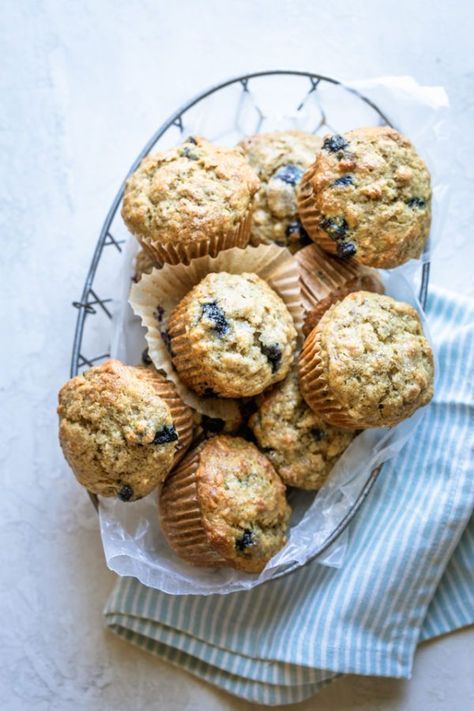 Blueberry Banana Muffins Blueberry Zucchini Muffins, Muffin Vegan, Cassava Flour Recipes, Blueberry Zucchini, Wholesome Breakfast, Keto Blueberry Muffins, Muffins Paleo, Muffins Blueberry, Banana Blueberry Muffins