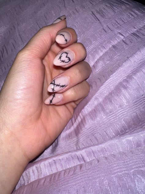 Nail Ideas Heart With Eyes, Heartbreak Nails, Heart With Eyes, Heart Nail Designs, Wow Nails, Dark Nature, Basic Nails, Heart Nails, Fancy Nails