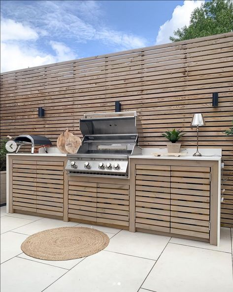 Outdoor Bbq Area, Garden Seating Area, Outdoor Barbeque, Outdoor Kitchen Decor, Outdoor Patio Bar, Outdoor Kitchen Plans, Outdoor Bbq Kitchen, Backyard Fireplace, Back Garden Design