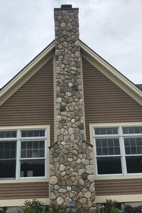 Natural Stone Chimney Stone Fireplace Ideas, Dream Family Room, Interior Fireplace, Unique Fireplace, Fireplace Gallery, Stone Veneer Siding, French Country Exterior, Chimney Design, Cabin Fireplace