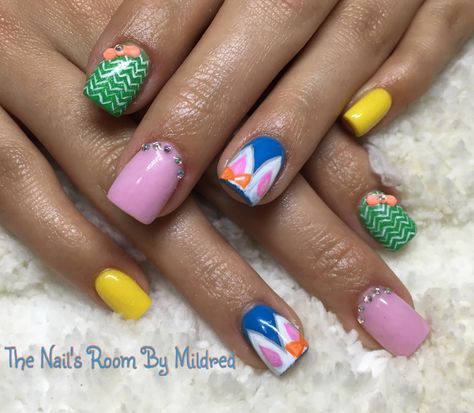 This bunny is super late for easter... Bunny ears nails  #thenailsroom #uñas #uñasacrilicas #uñasdecoradas #nails #nailart #handpaintednailart #3dnailart #bunny #bow #cute #easter #spring #springnails #yn #youngnailsinc #youngnailsacrylic #squarenails  #shortnails #nailsoftheday #nailsofinstagram #nailprodigy #nailpromagazine #NAILDIT #pretty #supercute  #nailpromote #crystals Easter Bunny Ears, Nail Room, Swarovski Nails, Young Nails, Painted Nail Art, Uñas Acrilicas, Cute Easter, Nails Inc, Bunny Ears