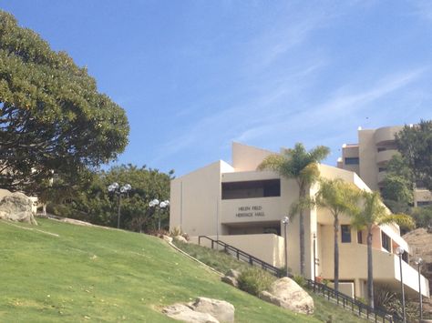 Pepperdine University-Featured in "Zoey 101" as PCA Pca Aesthetic, Zoey 101 School, Zoey 101 Aesthetic, Pca Zoey 101, Avianna Rye Diaz University Series, The Other Zoey, Uiuc Campus Aesthetic, West Coast University, Pepperdine University