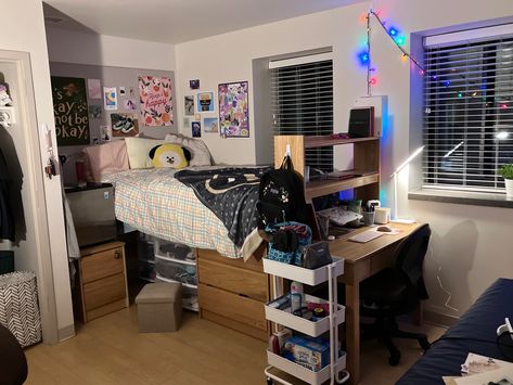 Cu Boulder, Flower Crown, Dorm Room, Loft Bed, Loft, Crown, Bed, Furniture, Home Decor