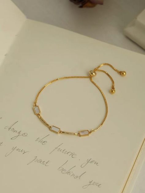 Delicate Gold Bracelet, Unique Gold Jewelry Designs, Chain Bracelet For Women, Gold Bracelet Simple, Gelang Manik-manik, Gold Earrings Models, Fancy Jewelry Necklace, Pretty Jewelry Necklaces, Modern Gold Jewelry