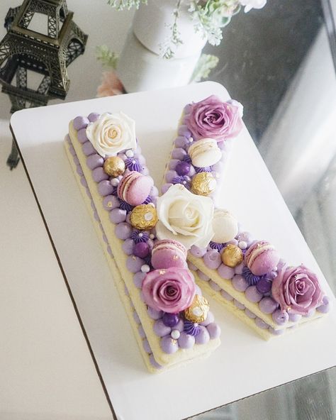 Purple lavender gold letter number cake Monogram Cake Birthday Letters, Purple Number Cake, Lilac Food, Monogram Cakes Birthday, Sweet 13, Letter Cakes, Purple Cakes Birthday, Letter Cake, Monogram Cake