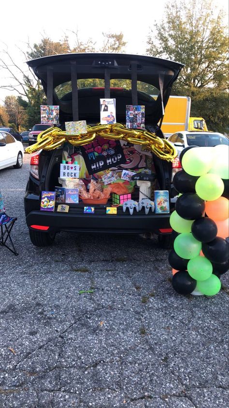 Hip Hop Trunk Or Treat, 90s Theme Trunk Or Treat, 90s Trunk Or Treat Ideas, Trunk Or Treat Ideas, 90s Theme, Take It Back, Treat Ideas, Trunk Or Treat, Halloween Fun