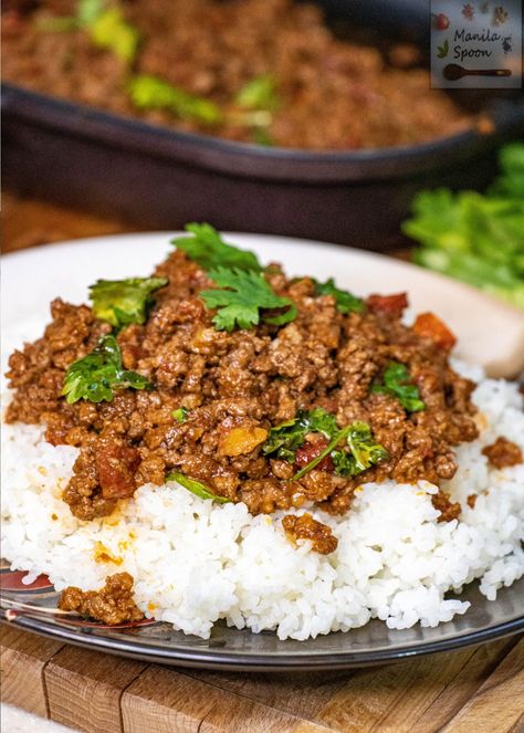 Thai Ground (Minced) Beef or Pork Curry Thai Ground Beef, Ground Beef Curry Recipe, Minced Beef Curry, Beef Curry Recipe, Braised Chicken Breast, Minced Beef Recipes, Pork Curry, Asian Recipe, Ground Beef And Potatoes